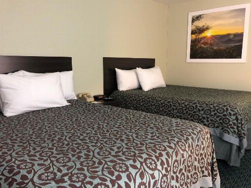 Days Inn by Wyndham South Lake Tahoe image 1