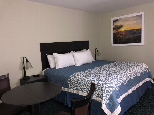 Days Inn by Wyndham South Lake Tahoe image 6